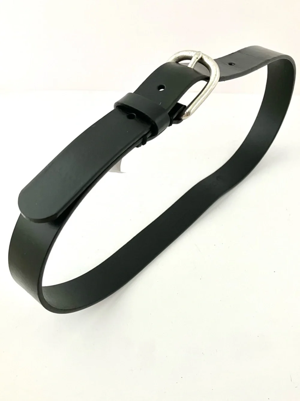 J. Crew Crewcuts Black Leather Belt with Rounded Silver Buckle Boys Medium AW431